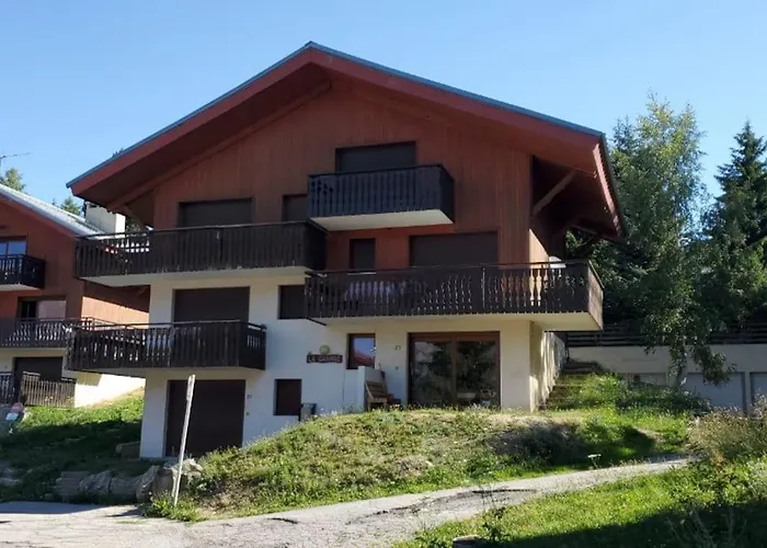 La Grange De La Foret